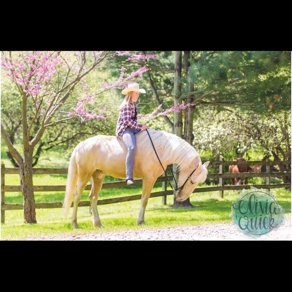 Meet your Posher, Jenny - Picture 1 of 1